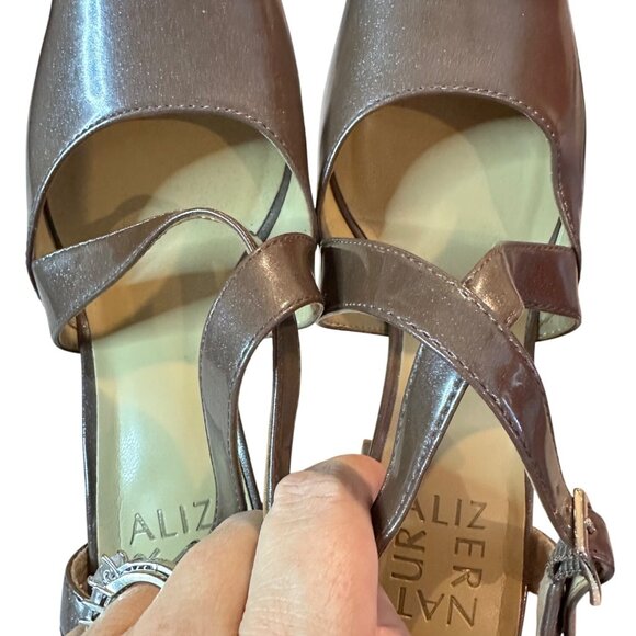 Naturalizer Elise Brown Strappy Heeled Sandals Size 6.5M Career Officecore - Picture 6 of 6